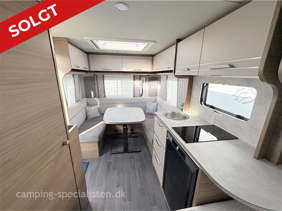 Knaus Sport 450 FU SPORT E POWER SELECTION Inkl. NYT Ventura 300 fortelt